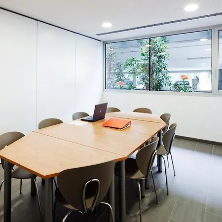 Apartment Residencia Universitaria Sarria