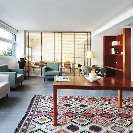 Residencia Universitaria Sarria *